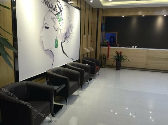 7 Days Premium Linyi Railway Station - Photo4