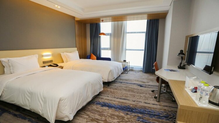 Holiday Inn Express Linyi Riverside - Photo3