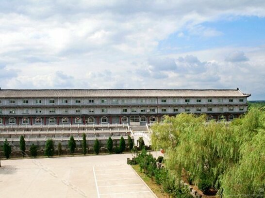 Junan Yulong Resort