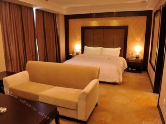 Linyi News Hotel - Photo2
