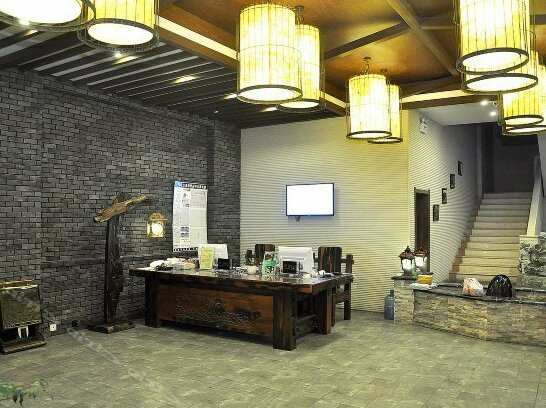 Pineapple Hotel Linyi - Photo2