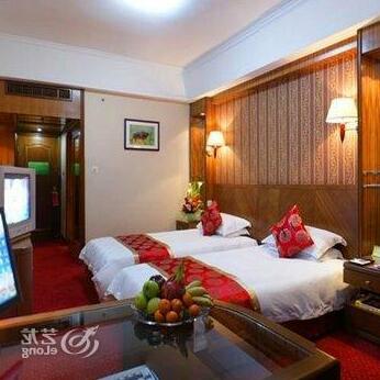 Sunny Redbud Flower Hotel - Photo5