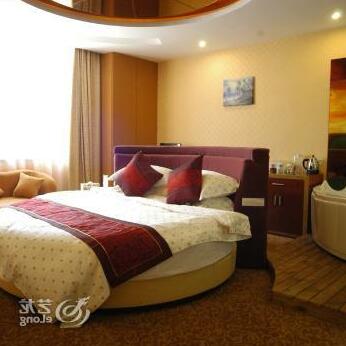 Tianyi Business Hotel - Photo2