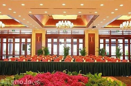 Liuzhou Sanjiangxian Dongxiangguo Hotel - Photo2