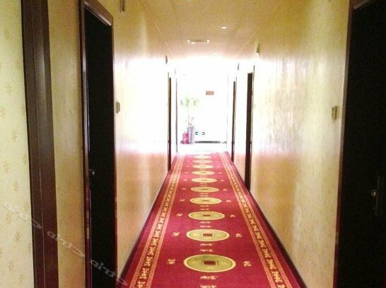 Longqian Business Hotel - Photo3