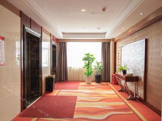 Yijia Hotel Sanjiang - Photo3