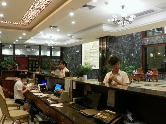 Yijia Hotel Sanjiang - Photo4