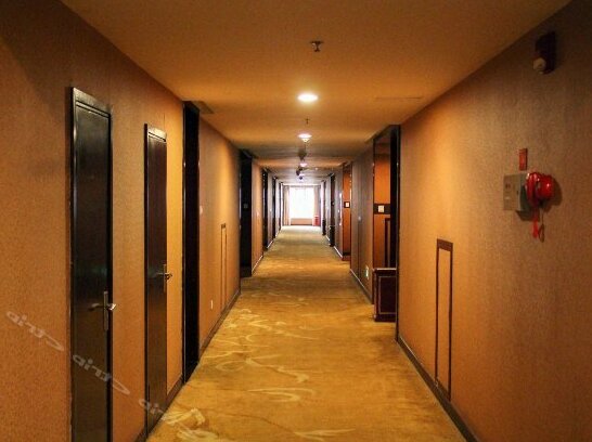 Jinfeng Hotel Loudi - Photo2