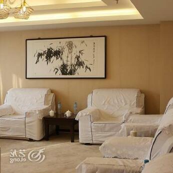Luohe Changjian Business Hotel - Photo2