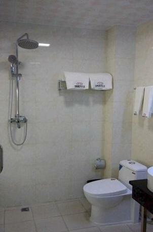 Always Fashionable Hotel - Photo2