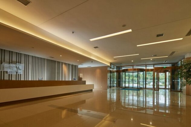 Holiday Inn Express Luoyang Yichuan - Photo2