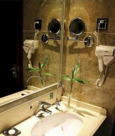Jinyue Business Hotel - Photo2