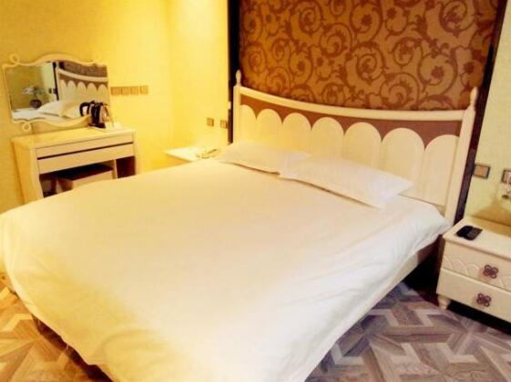 Longbai Business Hotel - Photo5