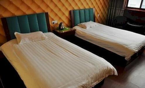 Luoyang Peony Hotel - Photo2