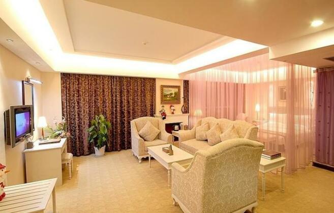 Maple International Hotel - Photo4