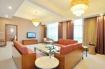 Re-Channel Ferry Lake Hotel - Photo2