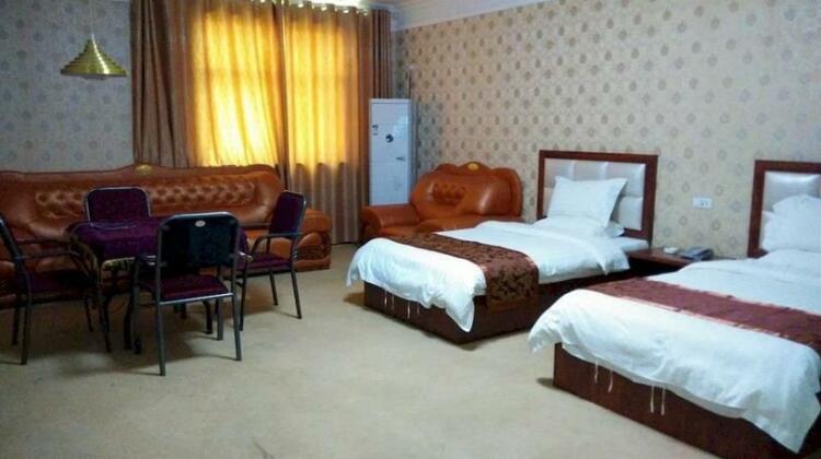 Yanshi 7 Star Express Hotel - Photo3