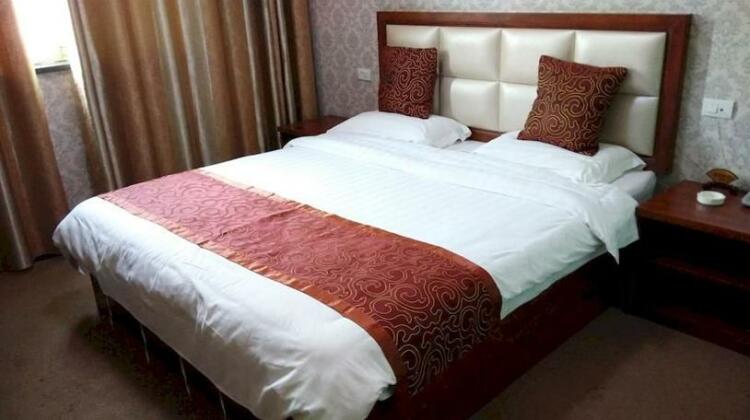 Yanshi 7 Star Express Hotel - Photo4