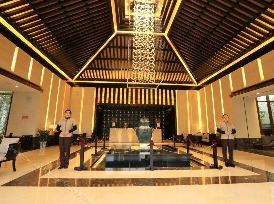 Yihe Funiu Shanju Hot Spring Resort Hotel - Photo5