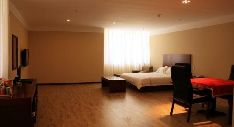 Yilu Gangwan Hotel - Photo4