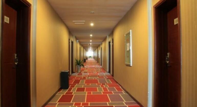 Yilu Gangwan Hotel - Photo5