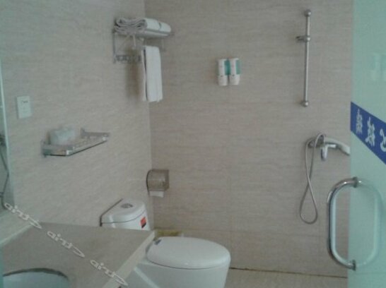 7 Days Inn Meizhou Avenue - Photo3