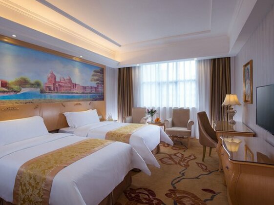 Vienna Hotel Meizhou Jiangnan - Photo5