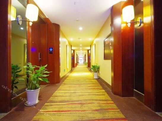 Fubin Zhixing Hotel - Photo4