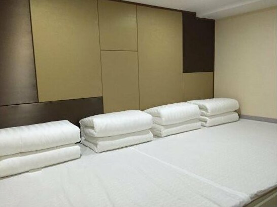 Xue Xiang Zhong Yang Motor Home Hotel - Photo3