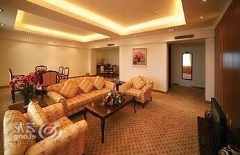 Bailu Hotel Nanchang - Photo4