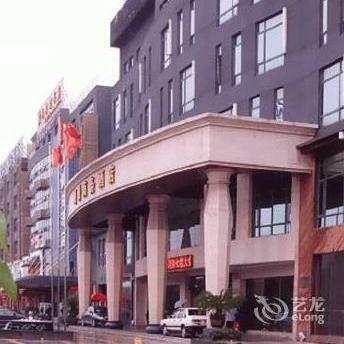 Nanchang Lake View Business Hotel