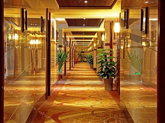 Golden Dragon Hotel Langzhong - Photo3