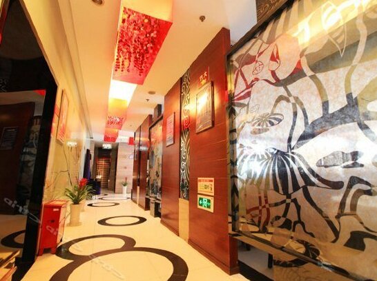 Century Grand Hotel Nanjing Taipingmen - Photo4