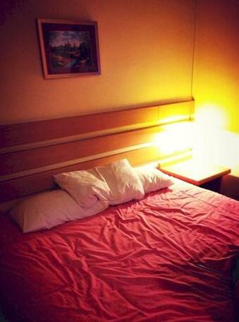 Home Inn Hotel Nanjing - Photo2