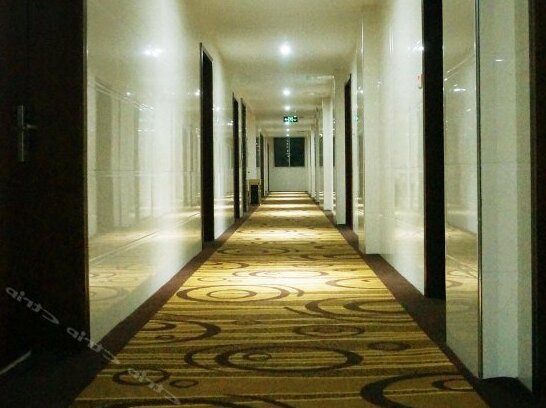 Huating Hotel - Photo2