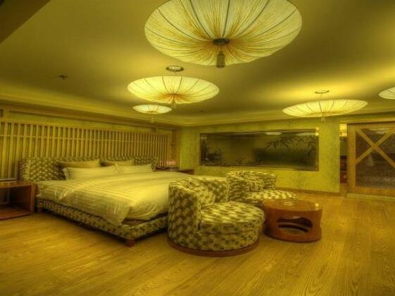 Nanjing Burgerlizer Hospring Motel - Photo4