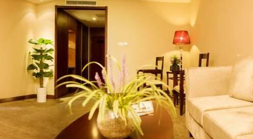 Round Hotel - Photo2