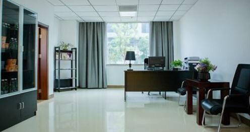 Round Hotel - Photo4