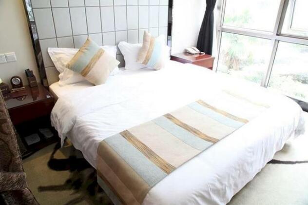 Ya Lan Ge Hotel - Photo4