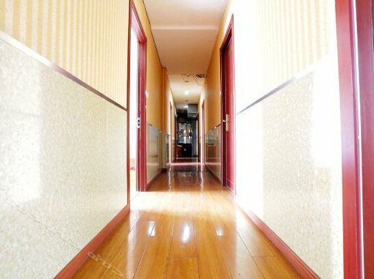 Yaxin Business Hotel - Photo2