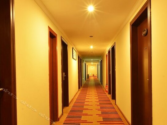 Dongqiao Bianjie Hotel - Photo5