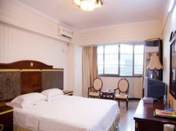 Nanning Gold Red Forest Hotel - Photo4