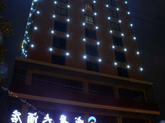 Shengjing Hotel - Photo2