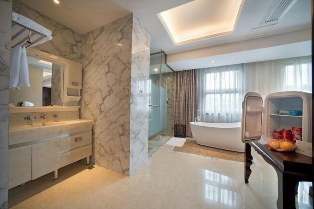 Lucky Garden Holiday Smart Hotel - Photo4