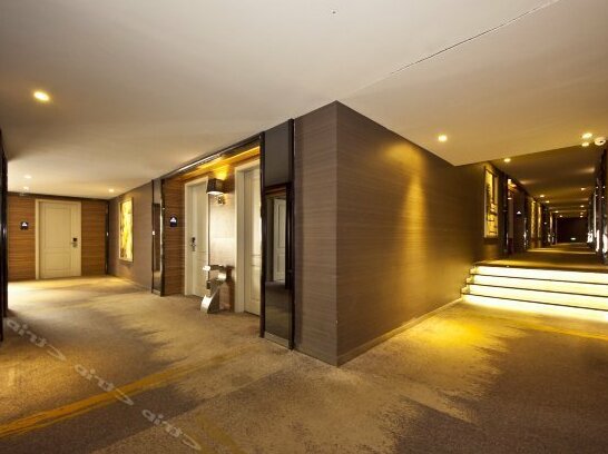 Yijia East Pinwei Hotel - Photo4