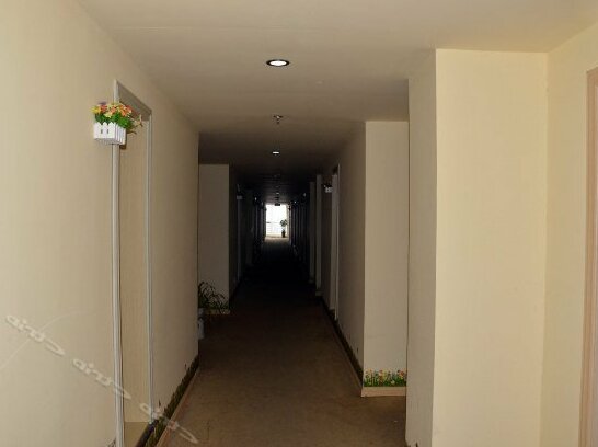 Chunqiu Express Hotel - Photo3