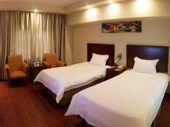 GreenTree Inn Jiangsu Nantong Middle Renming Road Dongjing International Express Hotel - Photo5