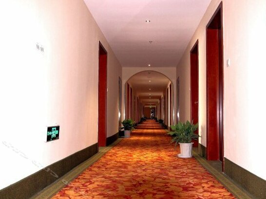 GreenTree Inn Jiangsu Nantong Qidong Bus Station Express Hotel - Photo2