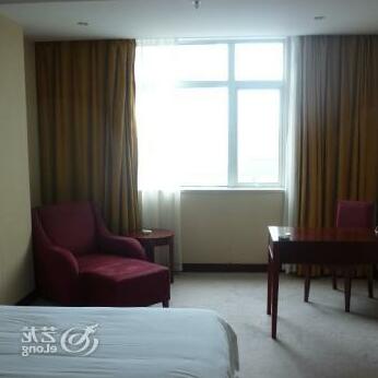 Guanghua Holiday Hotel - Photo3