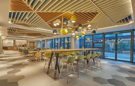 Holiday Inn Express Nantong Textile City - Photo5